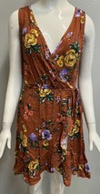 NWT Lush Women Multicolor Floral Print Sleeveless Side Tie Wrap Dress Size S - £9.38 GBP
