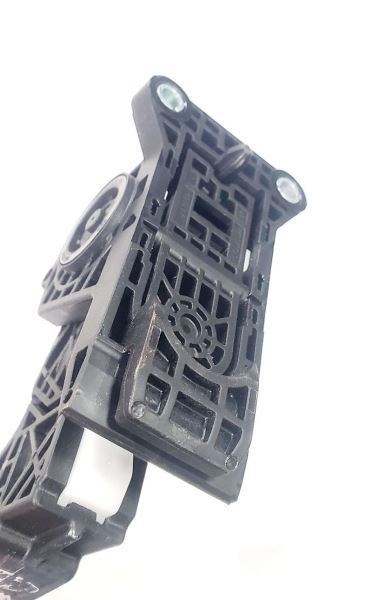 2020 Mercedes Sprinter Van 2500 OEM Accelerator Pedal Sensor a9073010200  Item image 6