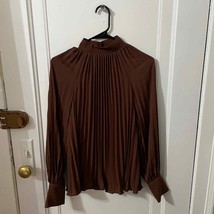 NWT - H&amp;M Long Sleeve Pleated Blouse in Brown - Size XS - £19.32 GBP