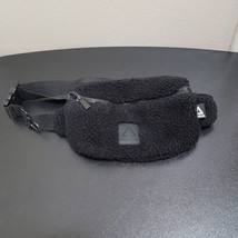 Reebok Commander Sherpa Black on Black Adjustable Fannypack / Belt Bag - $19.50