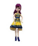 Disney Descendants 2 Mal Isle Of The Lost Doll Figure Yellow Dress Actio... - £15.74 GBP