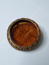 Vintage Goldette Venus &amp; Cupid Glass And Metal Round Brooch - £27.91 GBP
