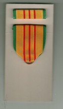 Vietnam Service Medal Ribbon Drape &amp; Ribbon Bar From Box Dated 1970 - No Medal - £5.08 GBP