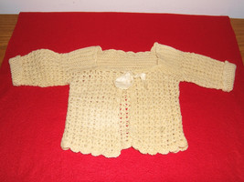 VINTAGE 1950s BABY INFANT YELLOW HAND KNIT SWEATER - £3.48 GBP