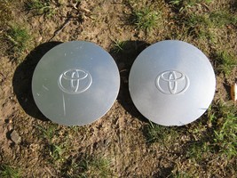 Genuine 1997 to 1999 Toyota Previa center caps hubcaps - £37.86 GBP