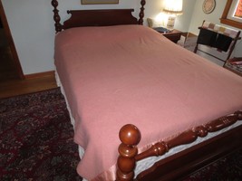 1950&#39;s MARIPOSA 100% All Wool MEDIUM ROSE BED BLANKET- 76&quot; x 86&quot; - £63.00 GBP