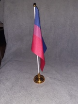 14x21cm 5.5x8.25 inch Bisexual Pride Desk Flag With Stand - £6.26 GBP
