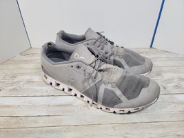 On Cloud Gray And White Running Sneakers Size Men 13, UK 12.5 EUC 48 - $1,389.69 MXN