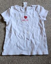 Girls Old Navy Size 4 I Love Mom Heart Shirt Short Sleeve Toddler - $3.99