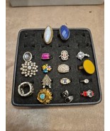 Lot Of 17 Vintage To Now Estate Junk Drawer Costume/Fashion Jewelry Rings - $28.01