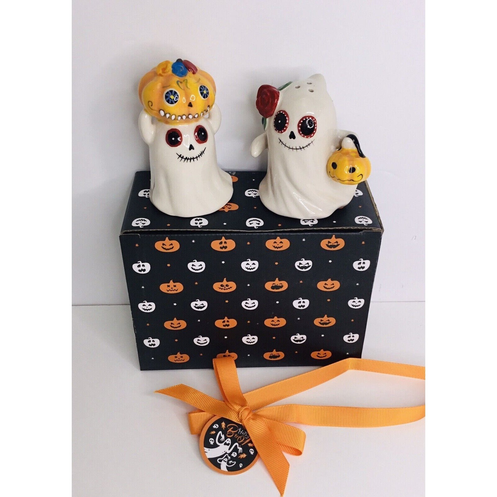 Salt & Pepper Shaker’s Blue Sky Clayworks Ghosts Happy Boo! Day of the Dead New Item image 4