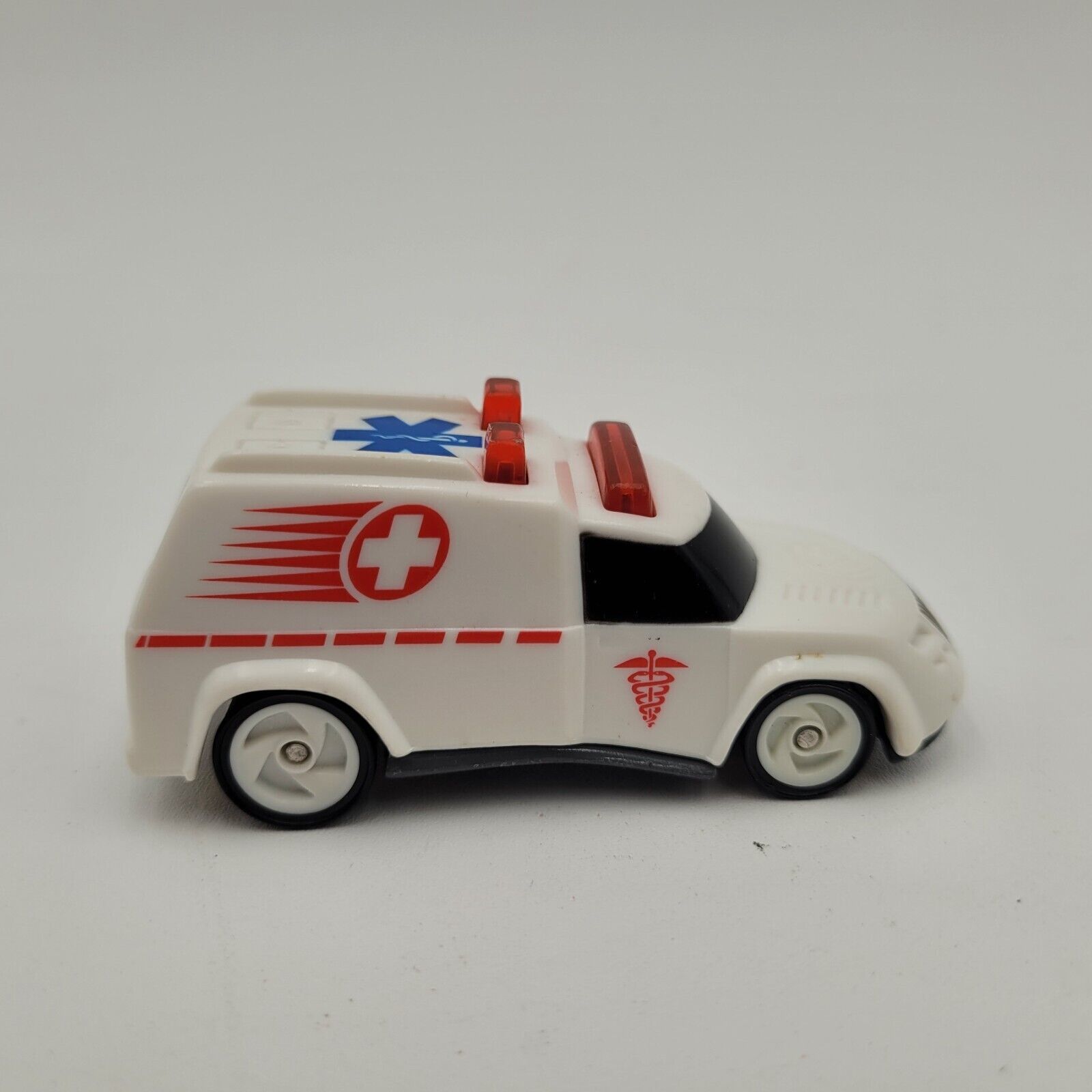 1994 Hot Wheels Ambulance Mattel Rare Vintage Medical Emergency White Toy Car - $3.95
