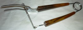 VINTAGE TWO PRONG BARBEQUE SERVING SPRING ACTIVATED FORK ONE HAND SERVE - $11.76