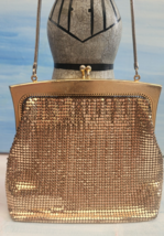Gold Glowmesh Evening Bag With Original Glomesh Mirror 1970&#39;s - $30.13 CAD