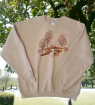 Sweatshirt Crewneck Grandma Core Cottage Fall Forest Scene LS Tan Size L Vtg - £10.43 GBP