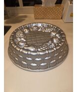 Nordic Ware Marianne Fall Harvest 10-Cup Fruit Cake Pan Basket Weave USA - €13,75 EUR