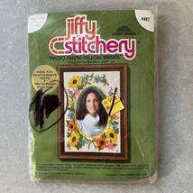 Jiffy Stitchery Photo Frame Yellow Daisies Kit #882 Vintage NIP - £11.40 GBP