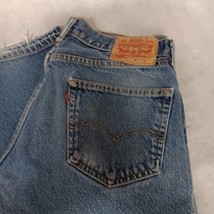 Levi&#39;s 505 Blue Jeans32x30 Medium Wash Straight Leg - $26.95