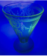 Vintage Green Vaseline Uranium Glass Sundae Cup Etched Depression Era 5&quot;... - £26.86 GBP