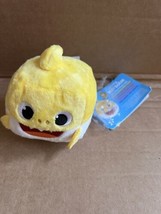 Baby Shark Yellow Singing Plush Cube 3&quot; Pinkfong WowWee 2019 VGC Tags Tested Wor - £5.39 GBP