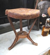 Antique Primitive Milking Stool w/STAR Cast Iron Plant Stand Farm Cow Goat Penna - £138.44 GBP