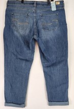 Levis Signature Jeans Womens 22 Blue Denim Mom Core Slim Boyfriend Cuffe... - $37.61