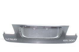 2006 LEXUS GS300 REAR TRUNK LID LICENSE PLATE FINISH PANEL TRIM MOLDING Q7765 image 7