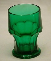 Emerald Green Flat Tumbler Drinking Glass Vintage Unknown Maker 4-3/4&quot; 8 oz.  - £15.81 GBP