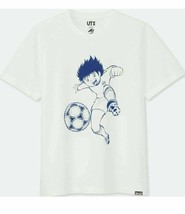 T-shirt UNIQLO Captain Tsubasa L bianca Anime Manga Shonen Jump 50°... - £37.22 GBP