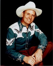 Gene Autry The Singing Cowboy great pose seated smiling 5x7 inch photo - £5.46 GBP