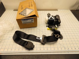 Ford JL7Z-78611B08-AC Seat Belt Retractor Pre Tensioner Right RH Black - $119.98