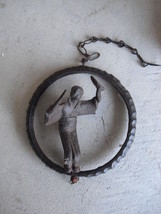 ODD Antique Cast Iron Asian Man in Circle Decorative Wall Hanging - $1,364.01 MXN