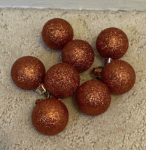 8 lot orange glitter plastic ball ornamants-gold toos approx 1” wide - €17,37 EUR