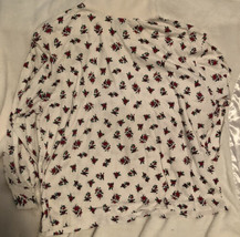 Vintage TYI White And Red Christmas Shirt 44 Sh1 - £3.88 GBP