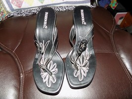 Fashion Bug Slip On Black Sandals 4&quot; Heel Size 8.5M Women&#39;s NWOB - $21.90