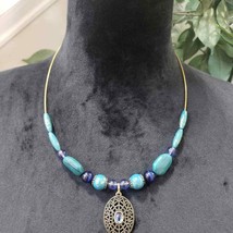 Womens Vintage Beaded Filigree Blue Acrylic Lucite Wire Pendant Necklace - £18.38 GBP
