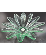 Original Genuine Recycled Green Art Glass Daisy Flower Petal Dish Decor ... - £23.64 GBP