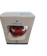 Vintage Hallmark Ornament NBA Chicago Bulls  ornament new in box Holiday  - $230.74 MXN
