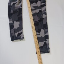 Z By Zella RN#58665 Women's Gray/Brown Camo Leggings Size Large (10/12) image 7