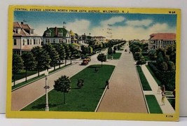 Wildwood NJ Central Avenue Looking North From 26th Avenue Linen Postcard D11 - £3.10 GBP