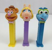Vintage Lot of 3 Muppets Pez Dispensers Gonzo, Fozzy, &amp; Miss Piggy In Pe... - $10.66
