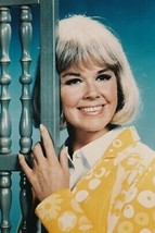 Doris Day vintage 4x6 inch real photo #312304 - $4.75