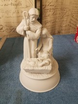 RARE Porcelain Nativity Holy Family Music Box Silent Night Musical Enesco 1986 - £39.48 GBP