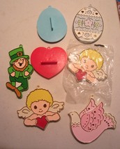 vintage hallmark cookie cutters valentines / Easter - £22.32 GBP