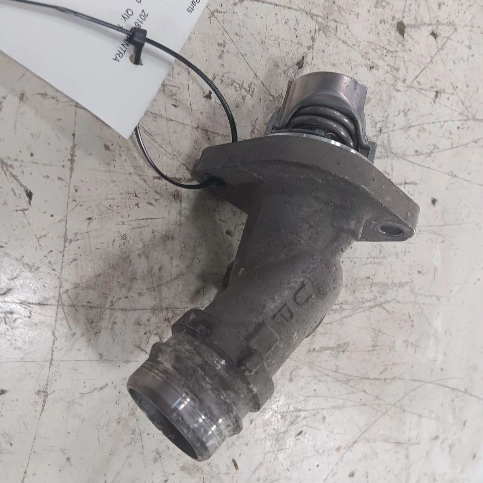 Hyundai Elantra 2.0 Thermostat Housing Mount Bracket  2017 2018 2019 2020 - $24.94