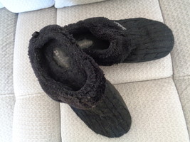 Skechers Womens Slippers Keepsakes 46346 Black Cable Knit Size 9 - $19.99