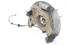 2001-2006 CHEVY SILVERADO GMC SIERRA FRONT RIGHT 8 LUG KNUCKLE SPINDLE 4WD H0311 image 4
