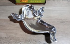 Masquerade Party Silver Ghost Plate Cracker Barrel Halloween Party Tray ... - $16.70