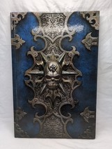 *Damaged* Warhammer Online Prelude To War Hardcover Book - $297.97 MXN