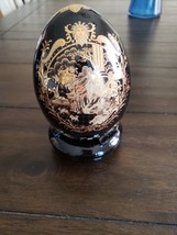 Vintage Satsuma Porcelain Ceramic Decorative Egg Black &amp; Gold Scene - £22.73 GBP